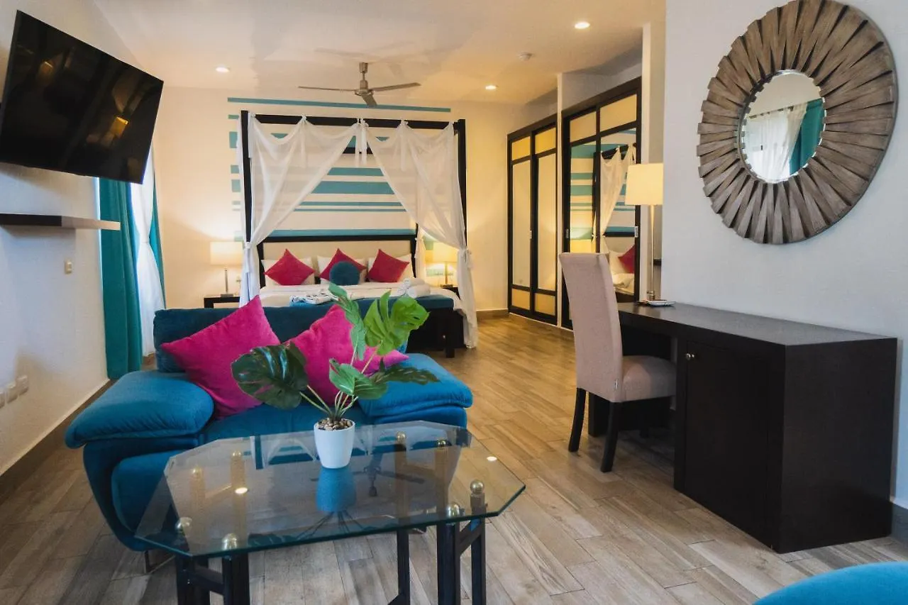 Posada Mariposa Boutique Hotel - 5Th Avenue Плая-дель-Кармен